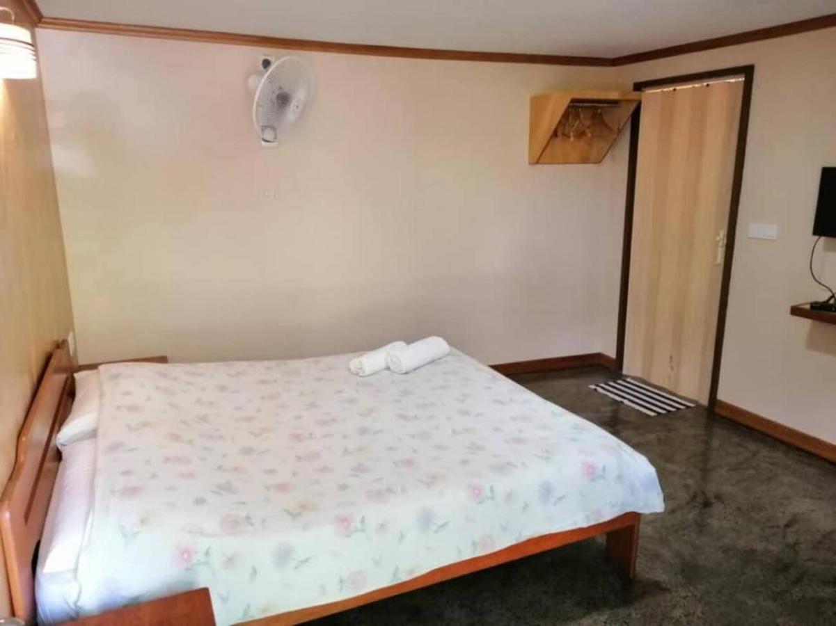 Seaside Travellers Inn Kinarut Buitenkant foto
