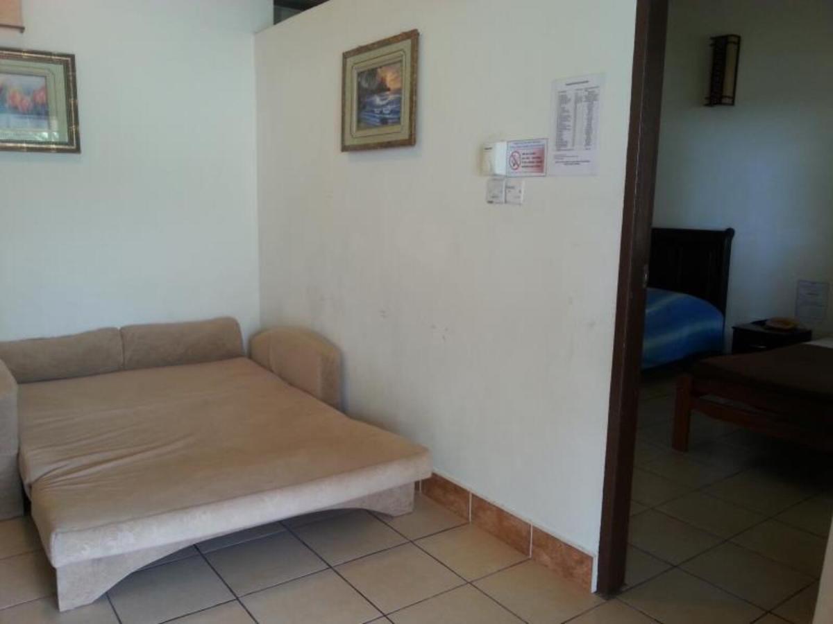 Seaside Travellers Inn Kinarut Buitenkant foto