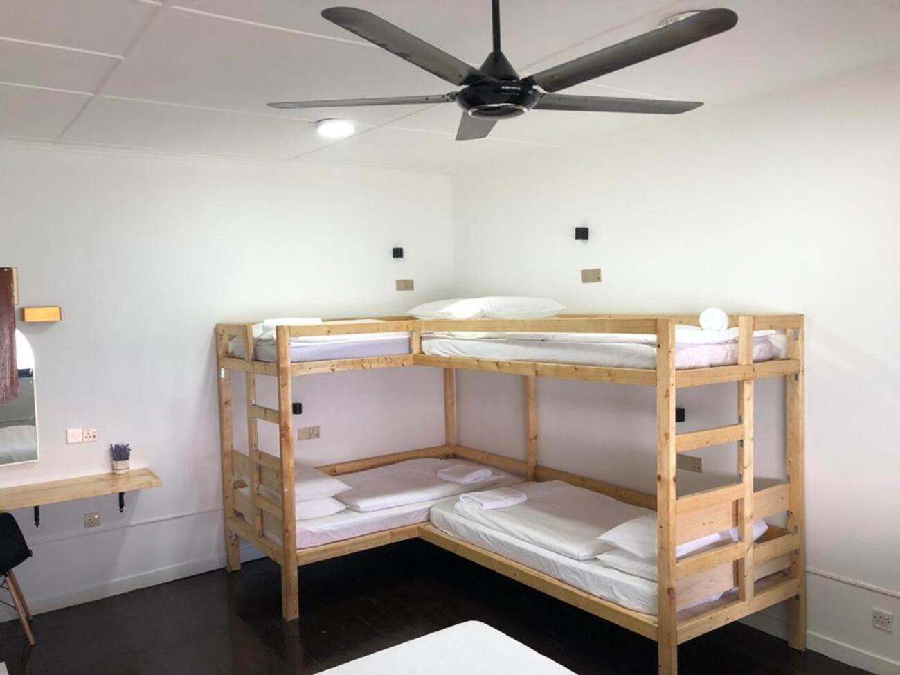 Seaside Travellers Inn Kinarut Buitenkant foto