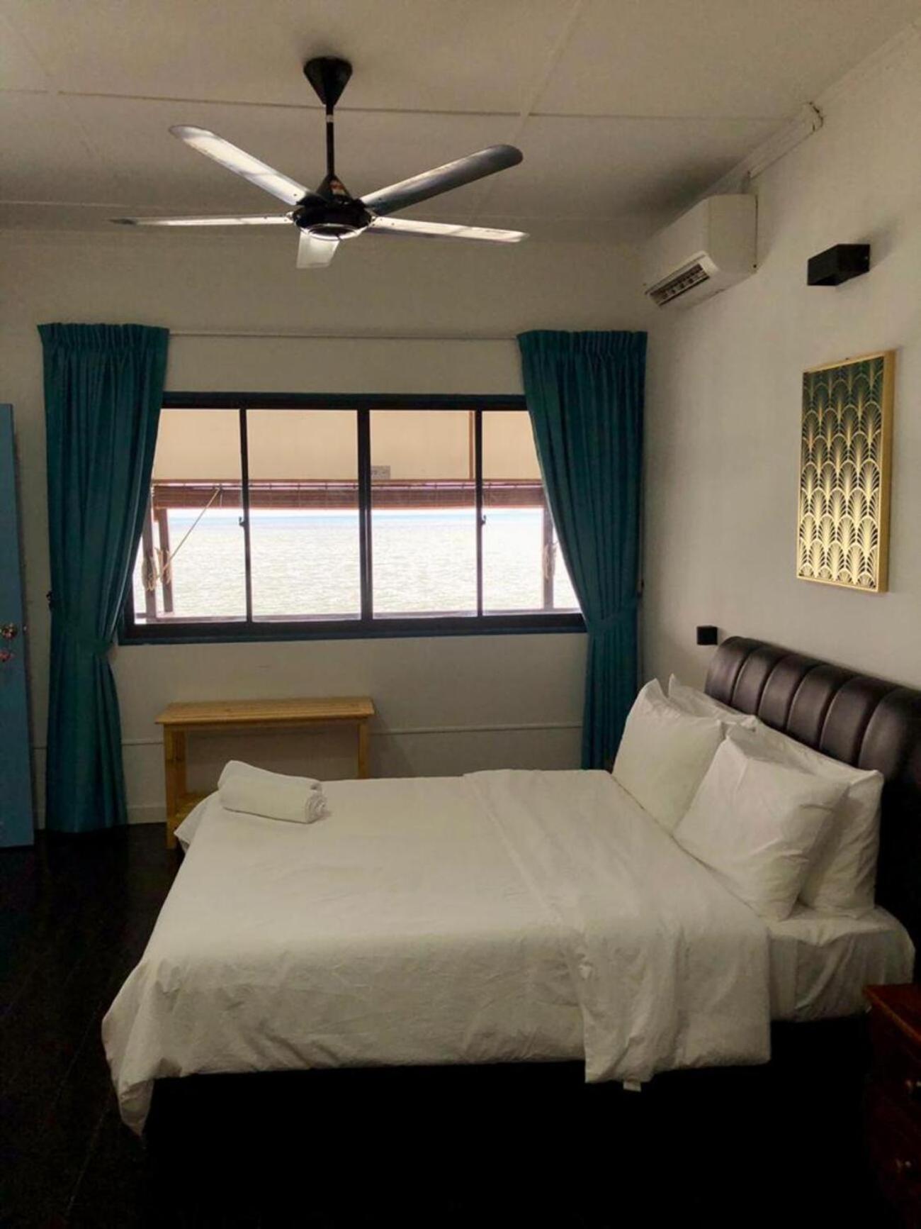 Seaside Travellers Inn Kinarut Buitenkant foto