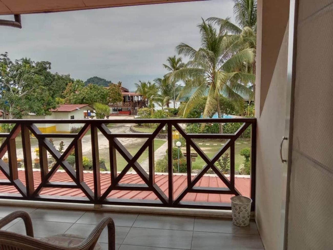 Seaside Travellers Inn Kinarut Buitenkant foto